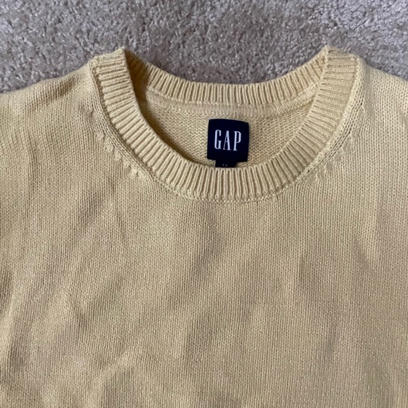 NWT! sweater - Picture 2 of 3